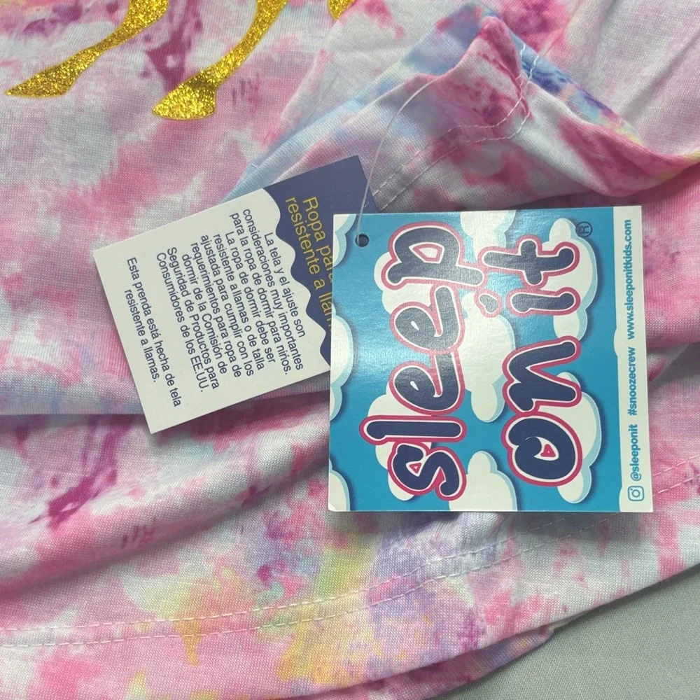 Unicorn Tie-Dye Nightgown with White Fuzzy Unicorn 🦄 Slippers